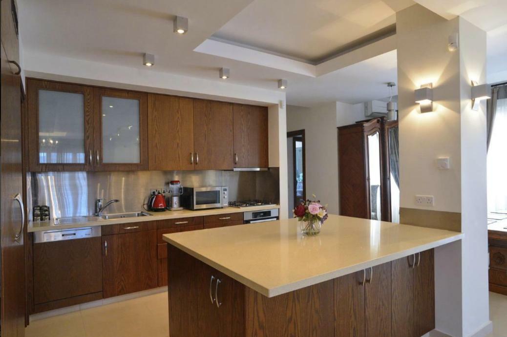 Apartament Huge Penthouse With Private Pool